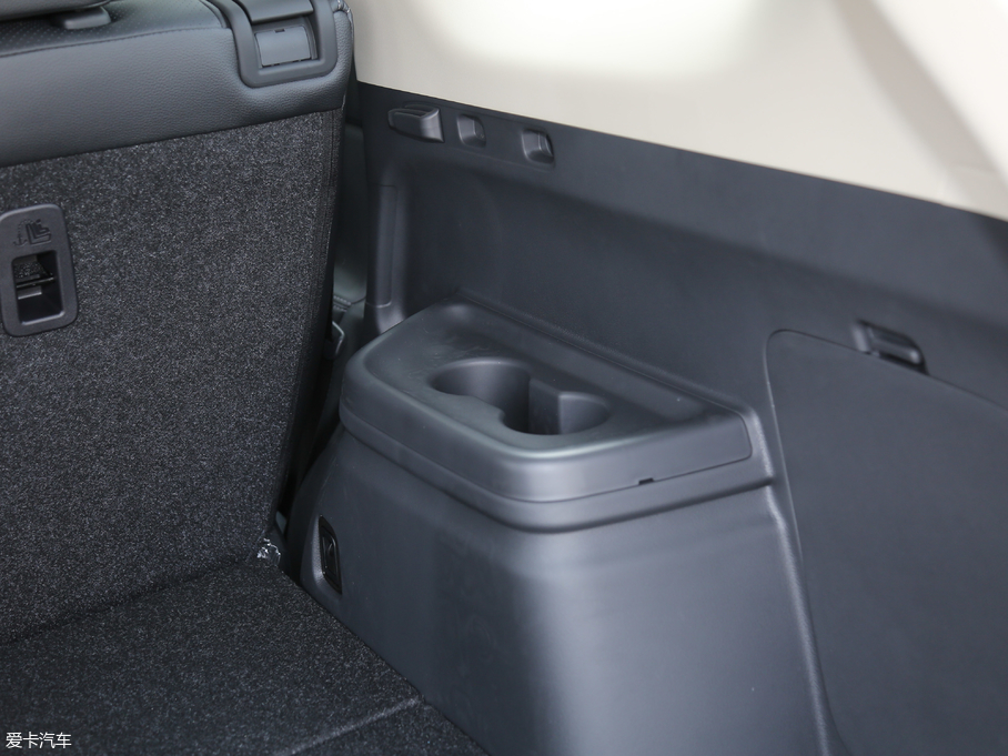 2018W{(ln) 2.4L (q)Ӣ