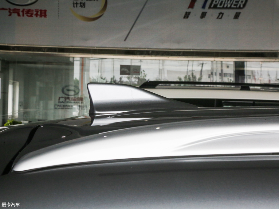 2018W{(ln) 2.4L (q)Ӣ