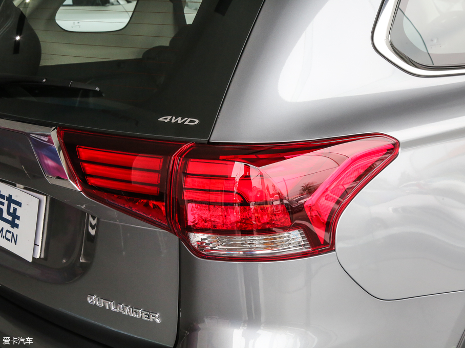 2018W{(ln) 2.4L (q)Ӣ