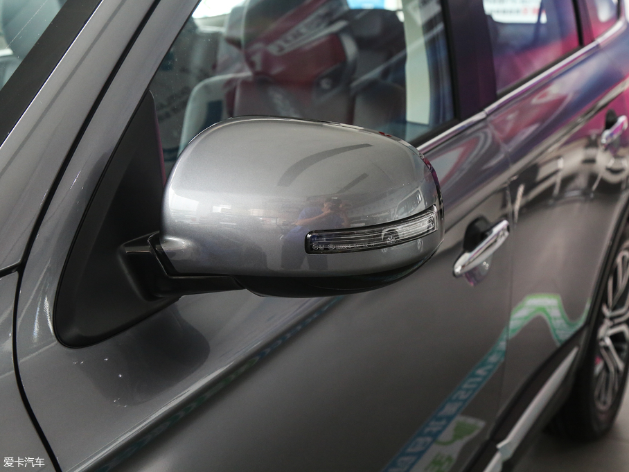 2018W{(ln) 2.4L (q)Ӣ