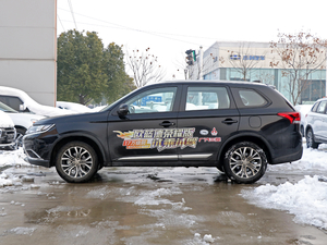 2018款2.0L 两驱荣耀版 正侧（左）