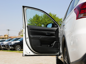 20182.4L 򌾫Ӣ {λ܇T