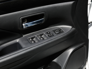 20182.4L 򌾫Ӣ {܇ƅ^	