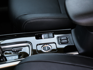 20182.4L 򌾫Ӣ п؅^