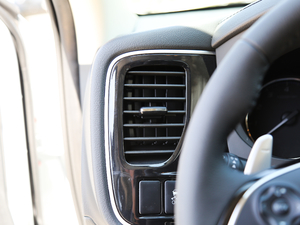 20182.4L 򌾫Ӣ п؅^