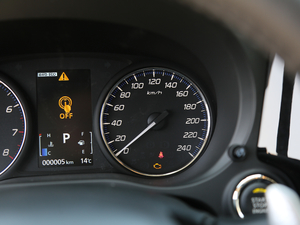 20182.4L (q)Ӣ п؅^(q)