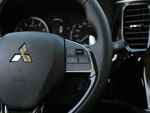 20182.4L 򌾫Ӣ п؅^