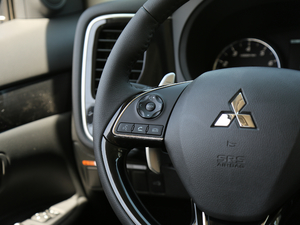 20182.4L 򌾫Ӣ п؅^