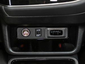 20182.4L 򌾫Ӣ п؅^