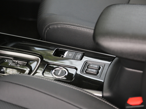 20182.4L (q)Ӣ v܇Ƅ