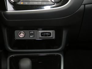 20182.4L (q)Ӣ п؅^(q)