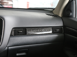 20182.4L 򌾫Ӣ п؅^