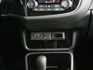 20182.4L 򌾫Ӣ п؅^