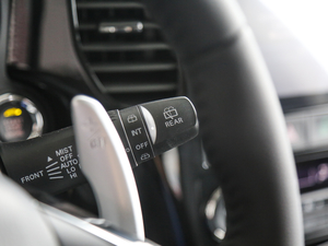 20182.4L 򌾫Ӣ п؅^