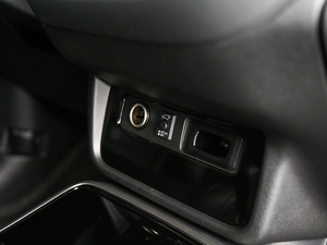 20182.4L 򌾫Ӣ п؅^