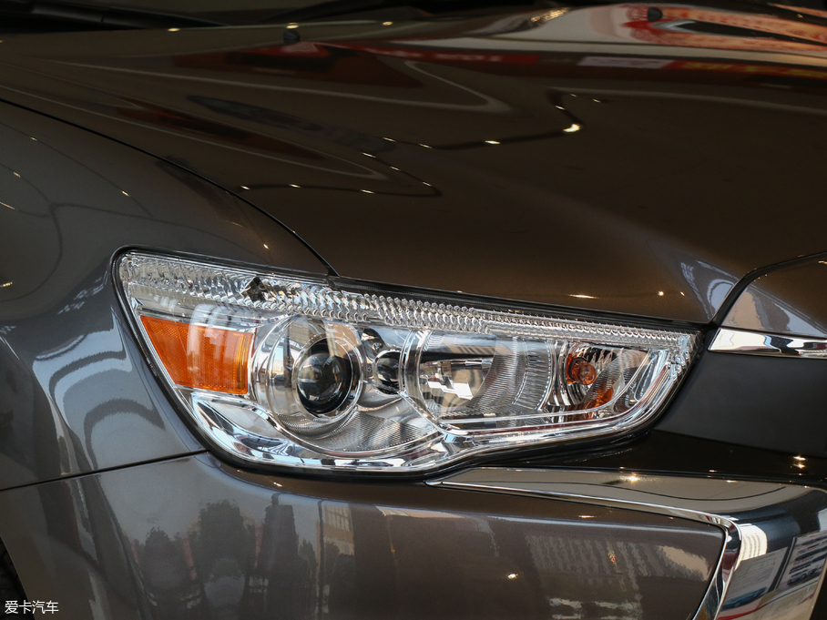 2018������ 1.6L �`�Ӱ�