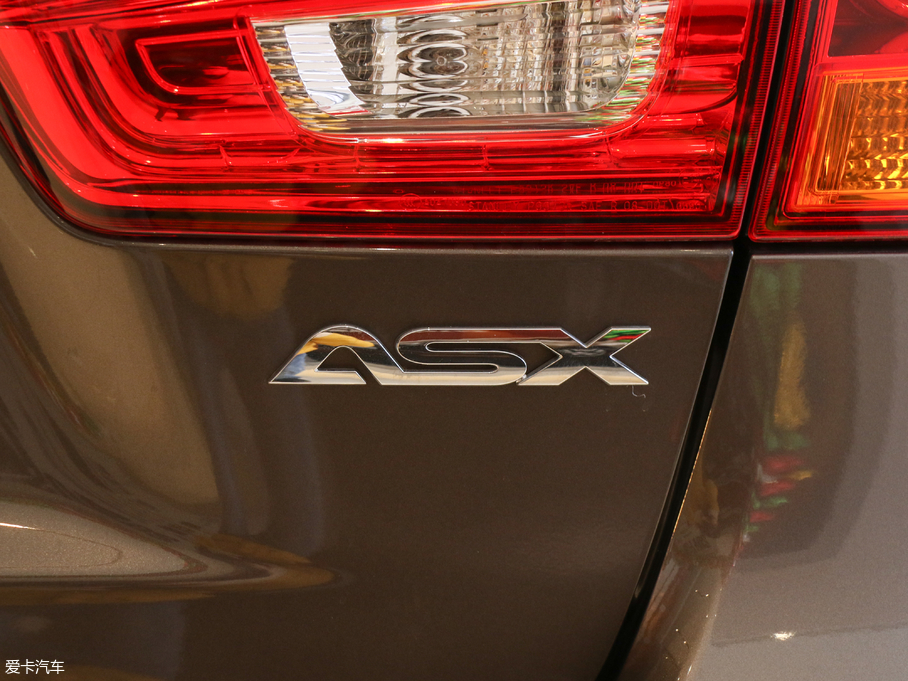 2018������ 1.6L �`��(d��ng)��