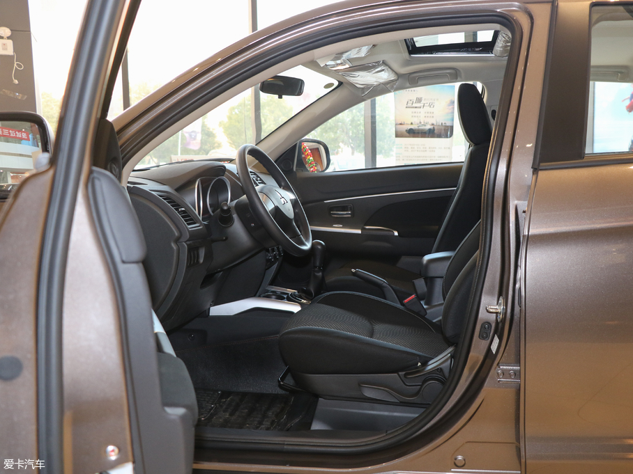 2018������ 1.6L �`�Ӱ�