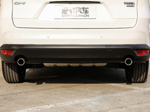 2019款2.5L 两驱豪华型 排气管