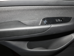 2019ƿذ 2.0L ԄӃ g