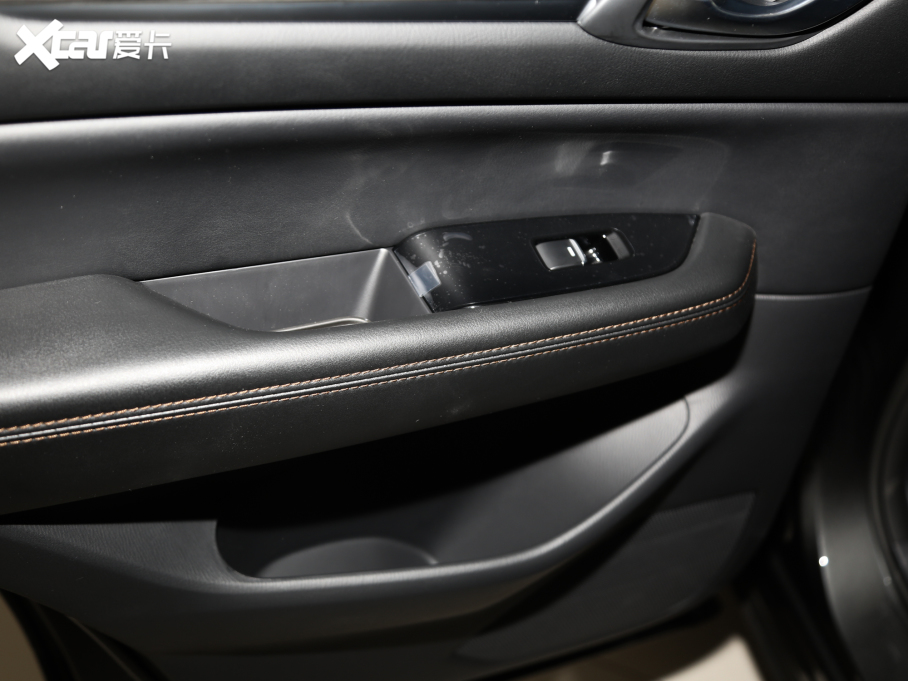 2020R_(d)CX-5 Ŀ 2.5L Ԅ(dng)(q)