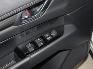 2020Ŀ 2.0L ԄӃ {܇ƅ^	