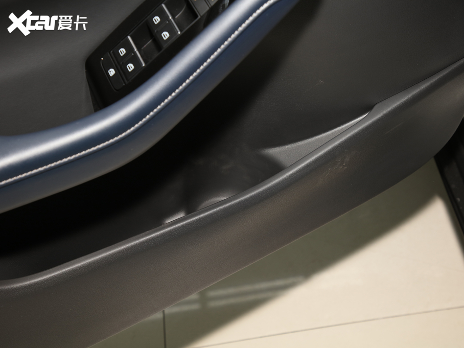 2020���R���_CX-30 2.0L �ԄӼΐ���