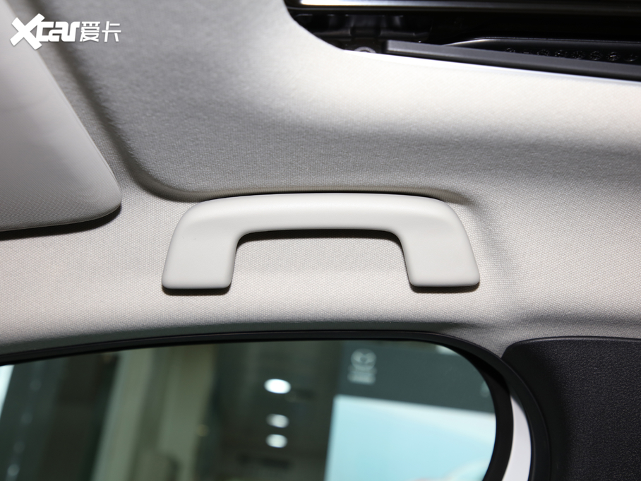 2020���R���_CX-30 2.0L �ԄӼΐ���