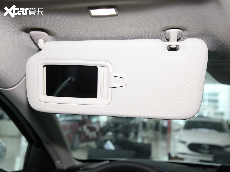 2020���R���_CX-30 2.0L �ԄӼΐ���