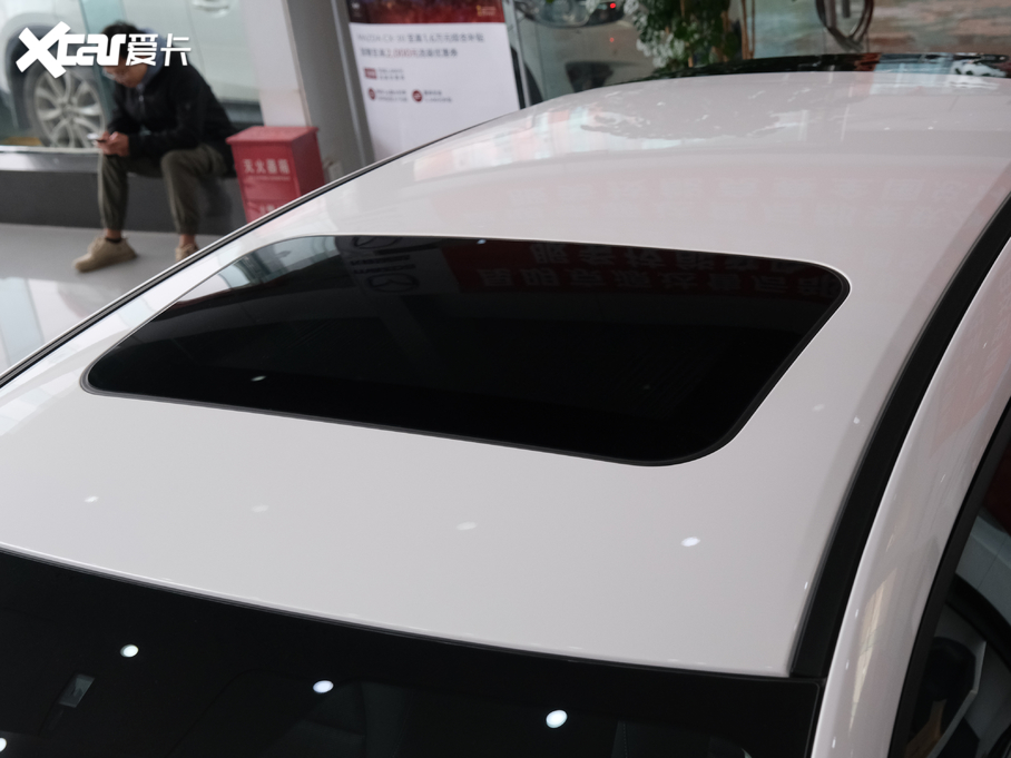 2020���R���_(d��)CX-30 2.0L �Ԅ�(d��ng)�Ő���