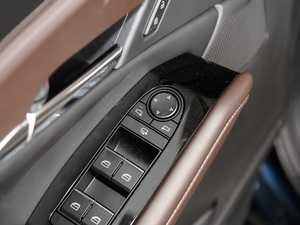 20202.0L Ԅ(dng) п؅^(q)