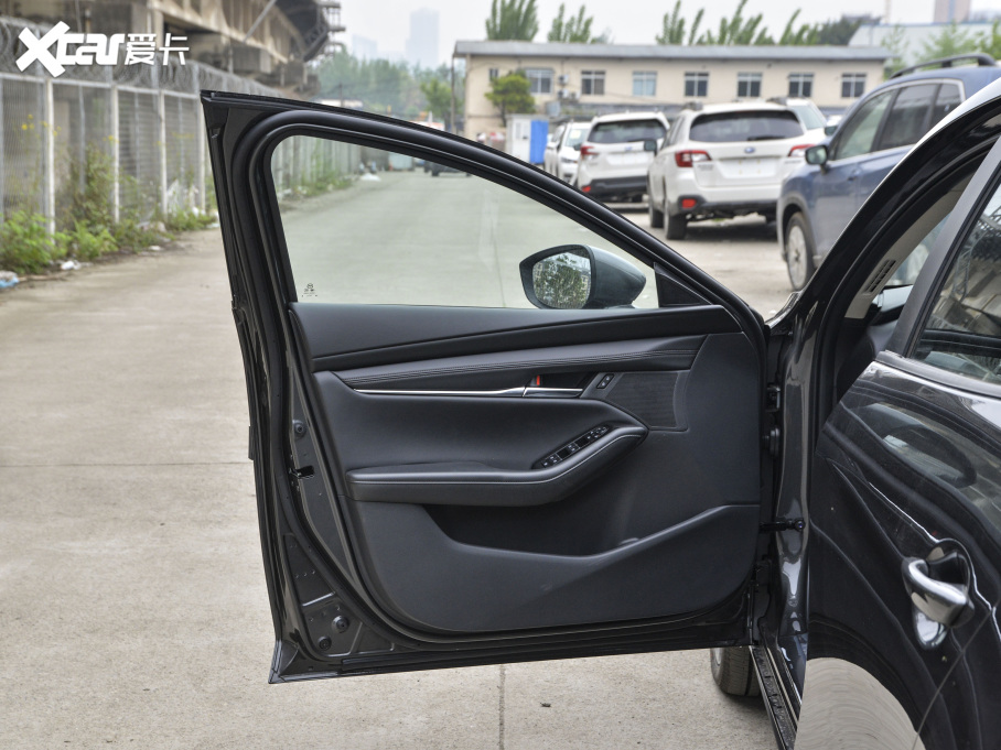 2021R_3 ِ 2.0L Ԅ|