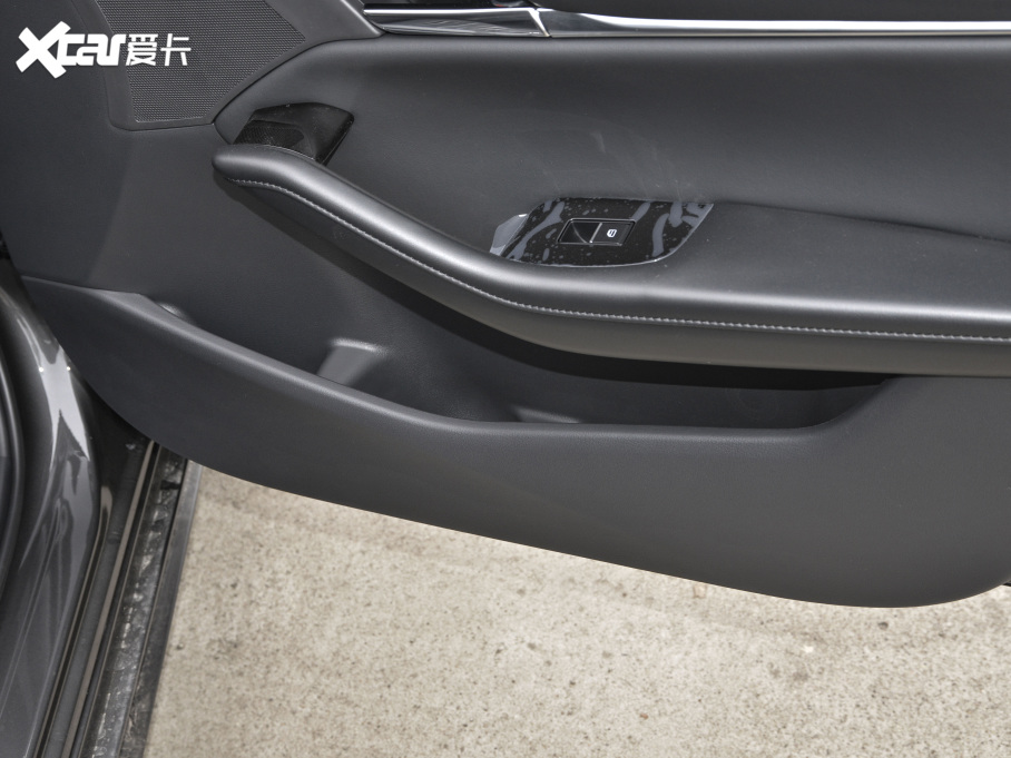 2021R_3 ِ 2.0L Ԅ|