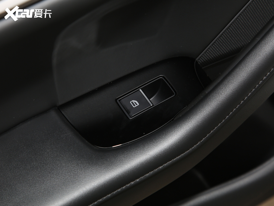 2021R_(d)3 ِ 2.0L Ԅ(dng)|(zh)