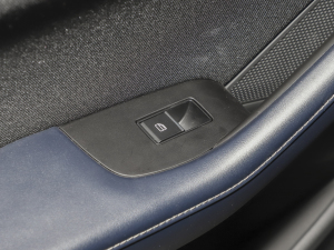 20212.0L ԄА ܇ƅ^(q)