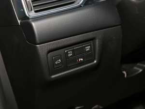 20222.0L Ԅ(dng)(q) п؅^(q)