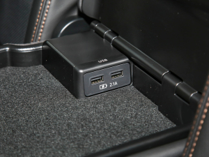 20222.0L Ԅ(dng)(q) п؅^(q)