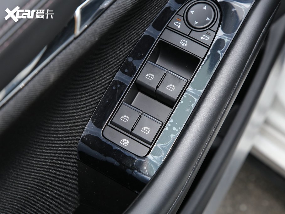 2022R_3 ِ 2.0L Ԅ|Ű