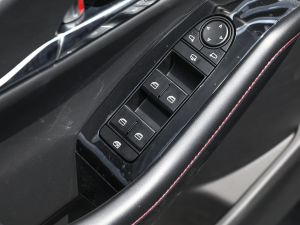 2022��2.0L �ԄӼΐ��� �п؅^