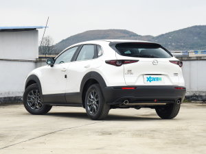 2022款马自达CX-30 2.0L 手动尚悦型