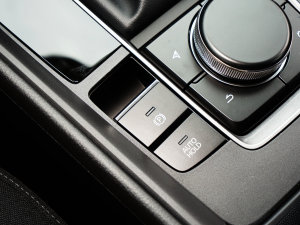 20232.5L Ԅ(dng)а v܇(ch)Ƅ(dng)