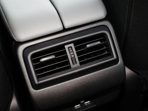 20232.5L ԄӐа п؅^