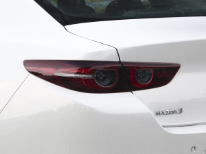 2023款2.0L 自动质擎版 尾灯