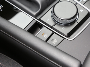 20232.0L Ԅ(dng)|(zh) v܇Ƅ(dng)