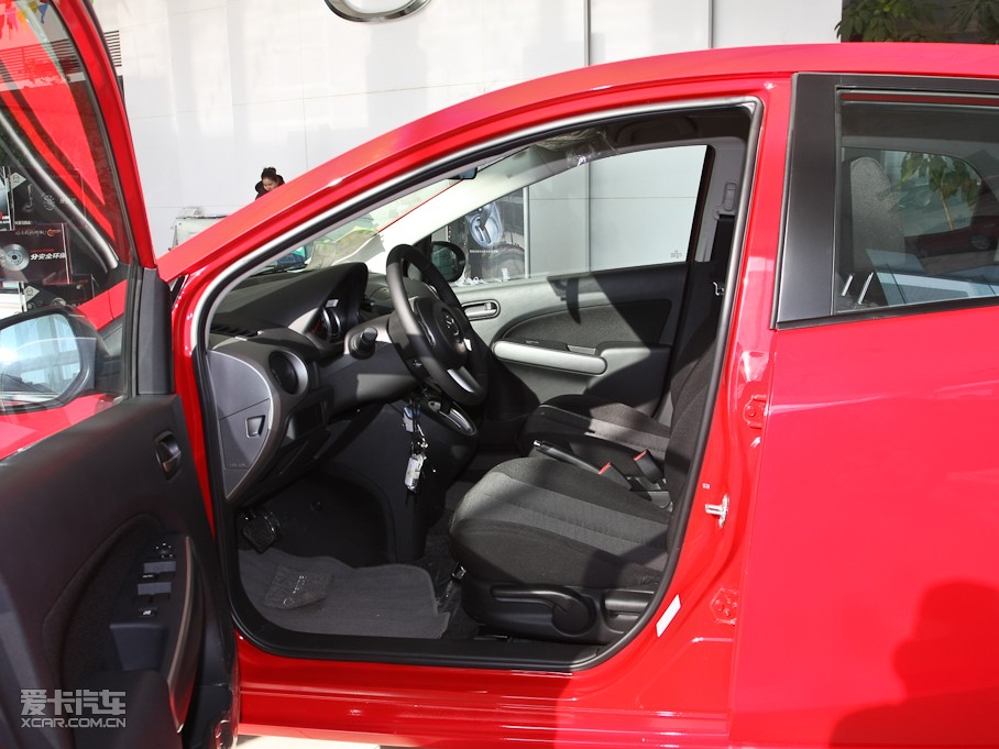 2011���R���_2�Ɏ� �ńӰ� 1.5L �քӳ�ֵ��