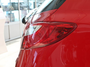 2011款炫动版 1.5L 手动超值型 细节外观