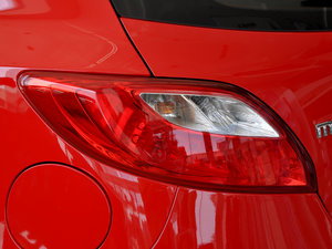 2011ńӰ 1.5L Ԅӳֵ ^