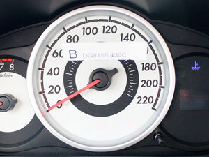 2011ńӰ 1.3L ԄӘ˜ п؅^