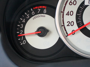 2011ńӰ 1.3L ԄӘ˜ п؅^