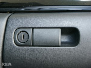 2010款经典款 2.0L 手动运动型 中控区